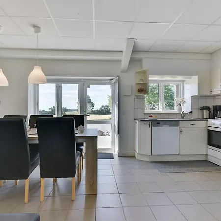 Henne - 2-5km From The Sea By Interhome Appartement