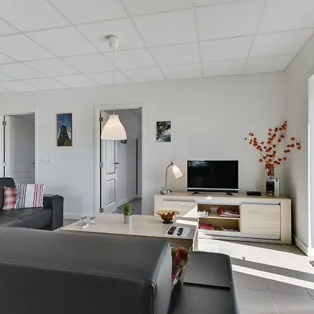 Appartement Henne - 2-5km From The Sea By Interhome