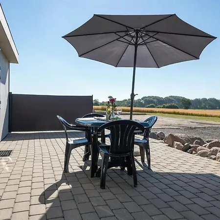 Appartement Henne - 2-5km From The Sea By Interhome