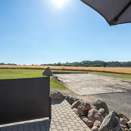 Henne - 2-5km From The Sea By Interhome *