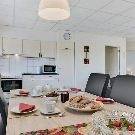 Henne - 2-5km From The Sea By Interhome