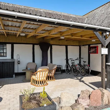 Henne - 2-5km From The Sea By Interhome Appartement