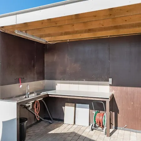 Henne - 2-5km From The Sea By Interhome