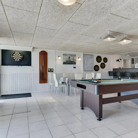 Henne - 2-5km From The Sea By Interhome Appartement